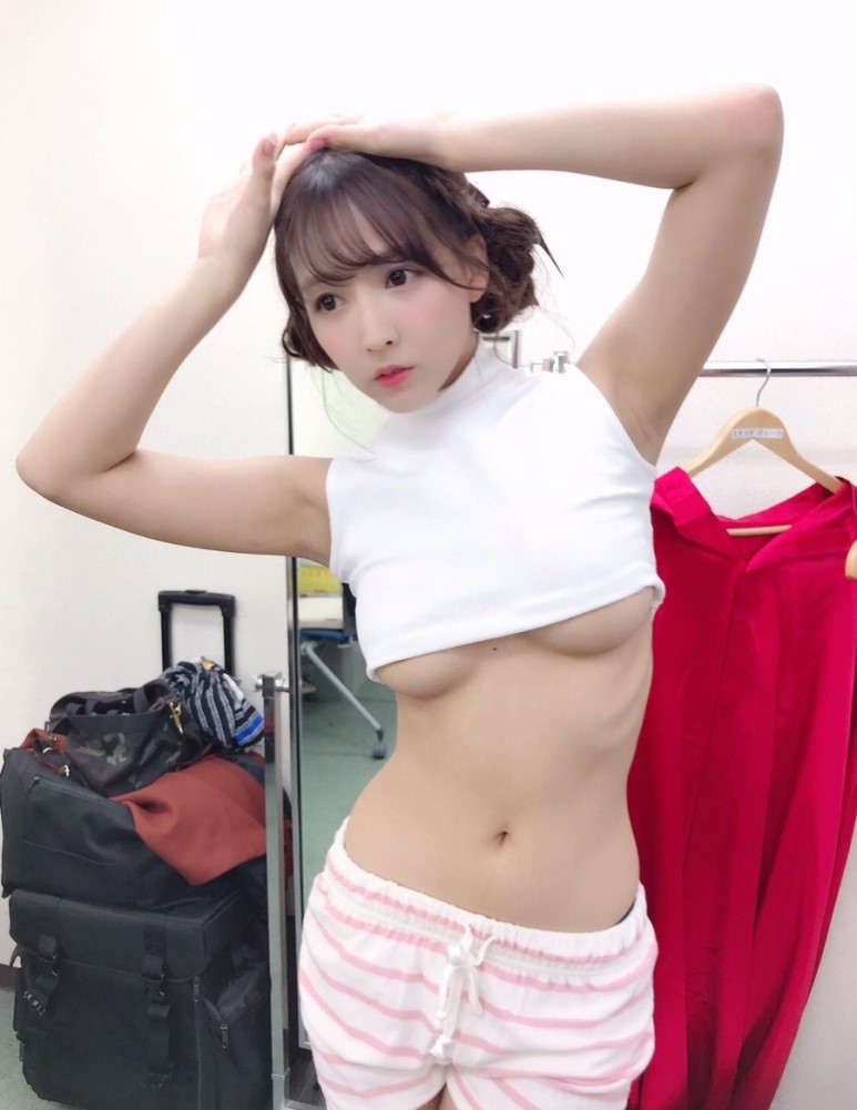 미카미 유아 12