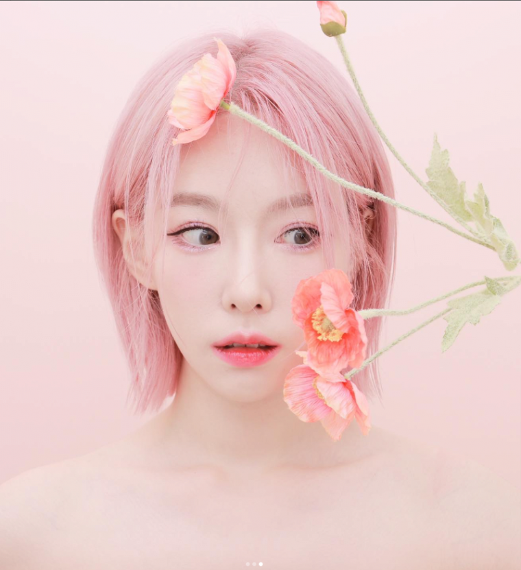 태연 닮은걸로 유명한 트위치 여캠 기래민