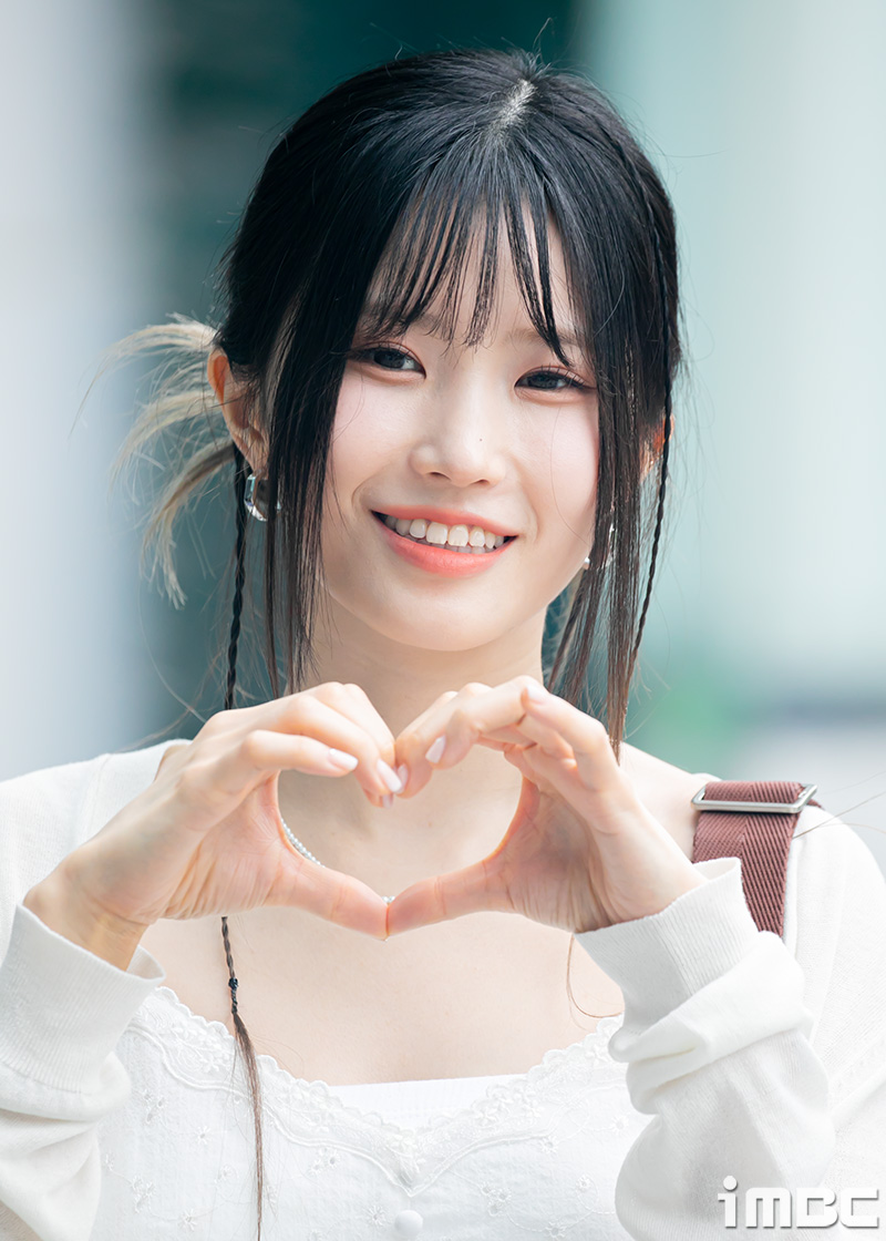 프로미스나인 송하영