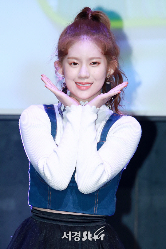 모모랜드 데이지