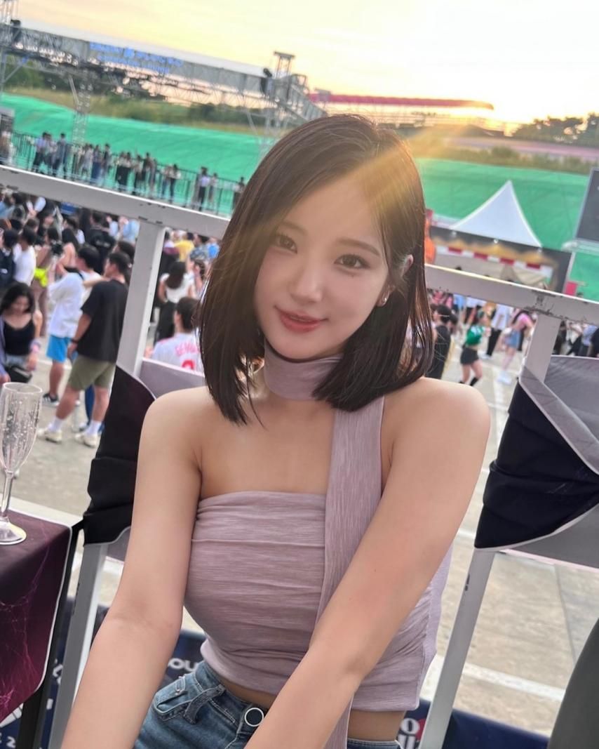 청바지만 입어도 빛나는 몸매 앨리스 김소희