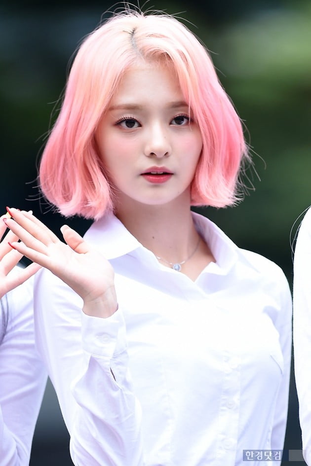 프로미스나인 이나경