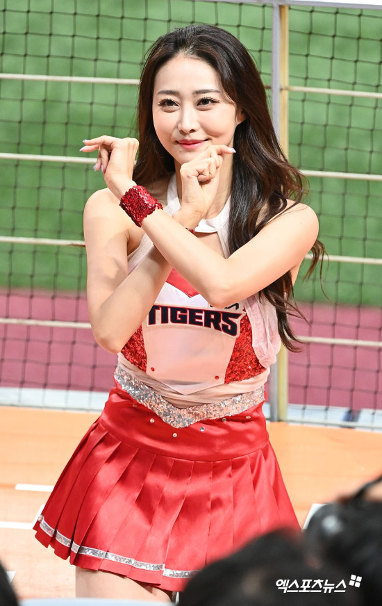 치어리더 정가예