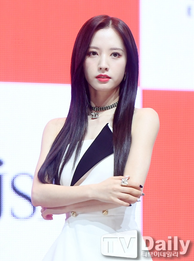 우주소녀 보나
