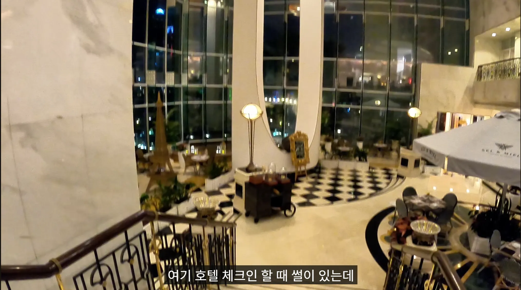 5성급 호텔에 아침 7시에 갔던 유튜버 ㄷㄷㄷㄷ