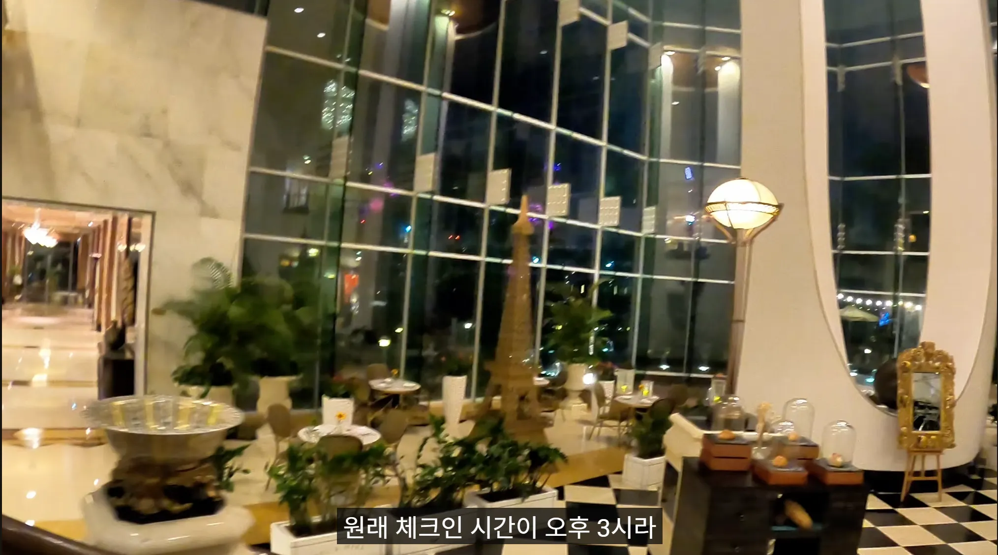 5성급 호텔에 아침 7시에 갔던 유튜버 ㄷㄷㄷㄷ