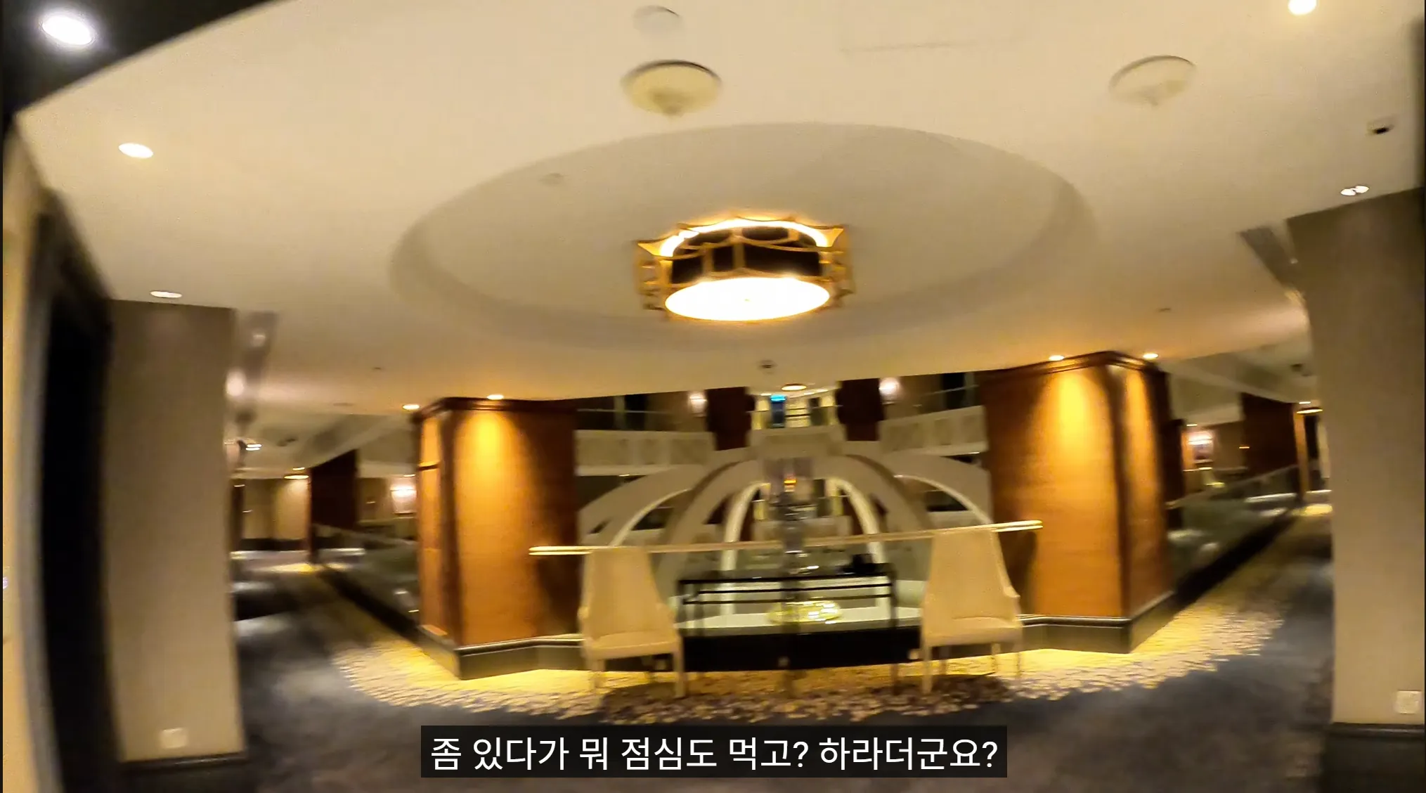 5성급 호텔에 아침 7시에 갔던 유튜버 ㄷㄷㄷㄷ