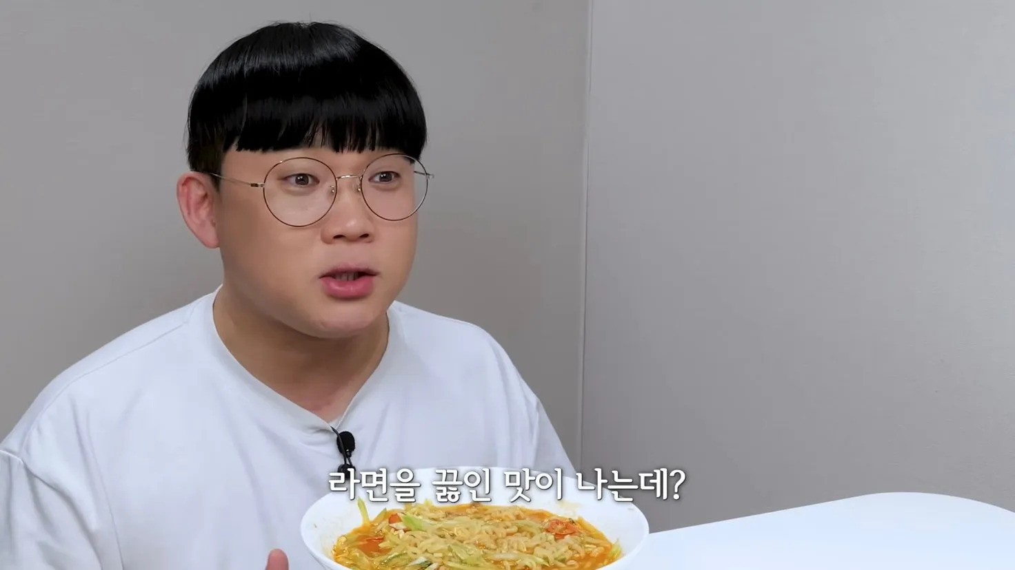 임짱의 오이라면을 직접 만들어 먹은 유튜버.jpg