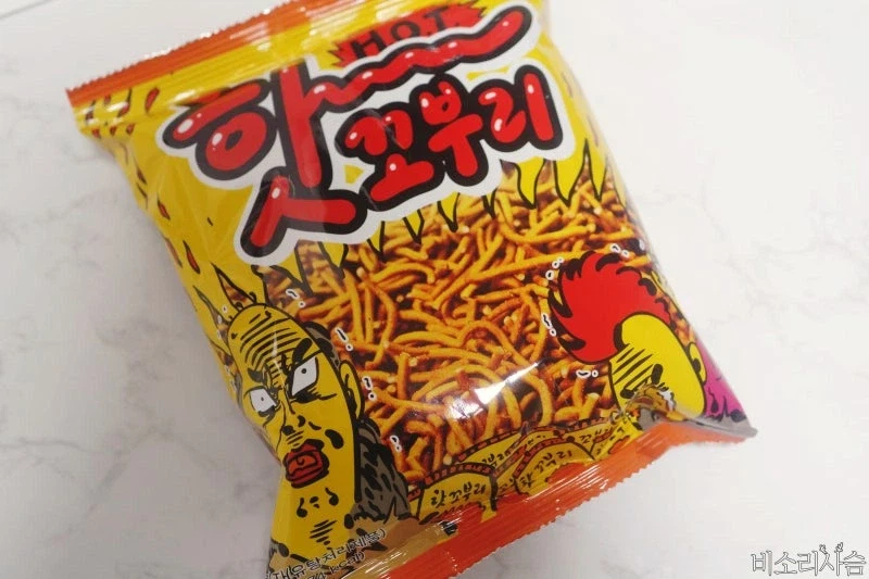 웹툰 캐릭터 도용하고도 고소를 안당한 회사
