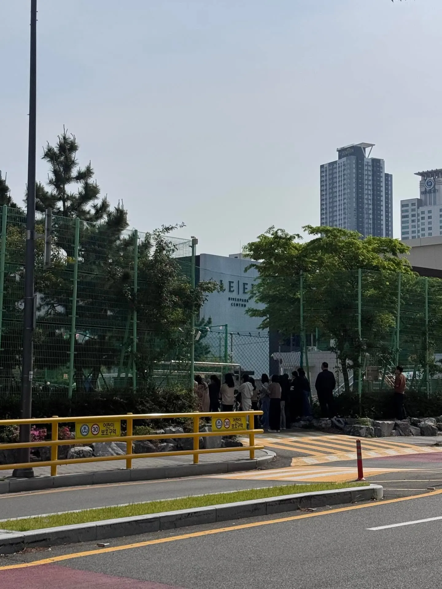 학부모 참석 금지된 학교 운동회.jpg