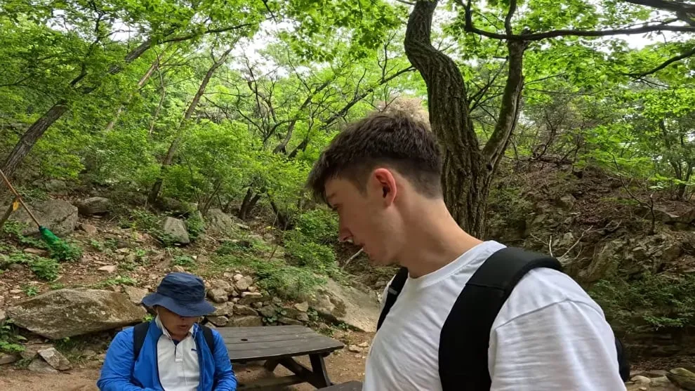 🏔️  외국인이 서울에서 혼자 등산하다가 거의 죽을뻔한 이유