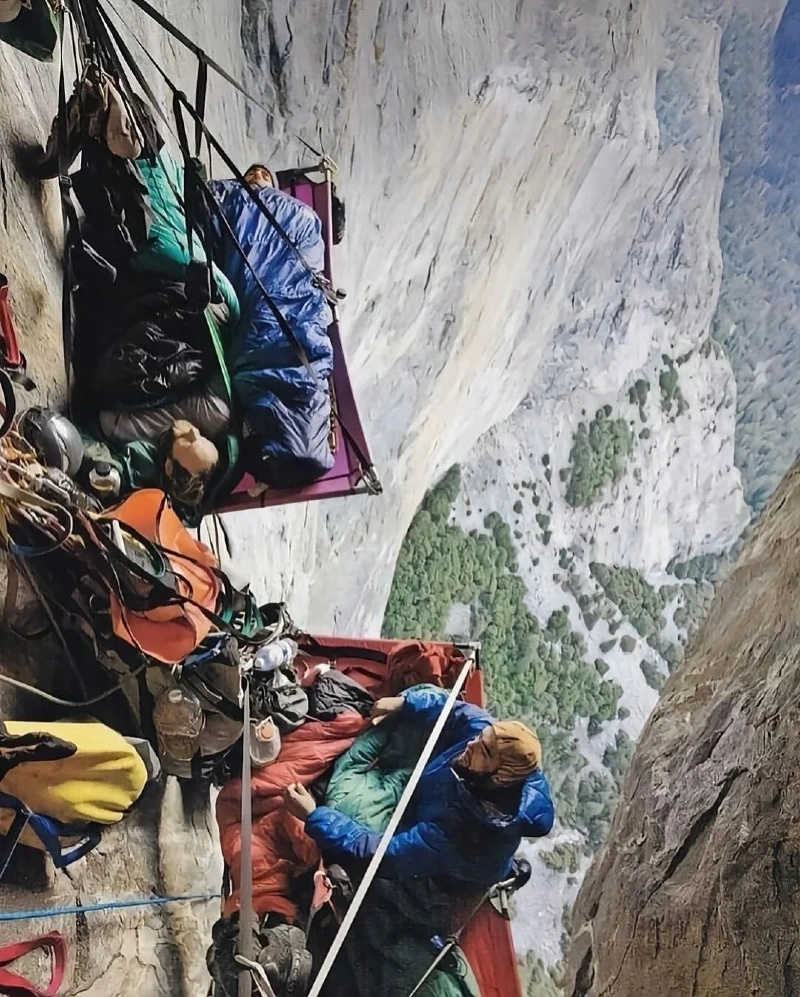 오금 저리는 산악캠핑류