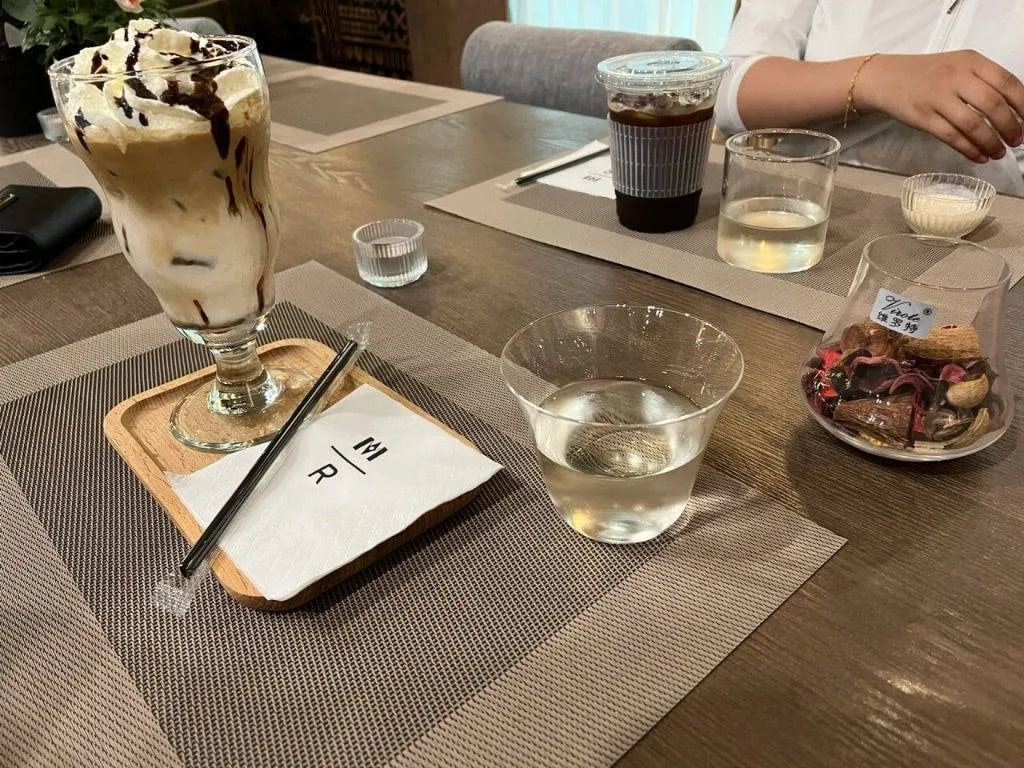 북한 평양 카페 근황 ㄷㄷ