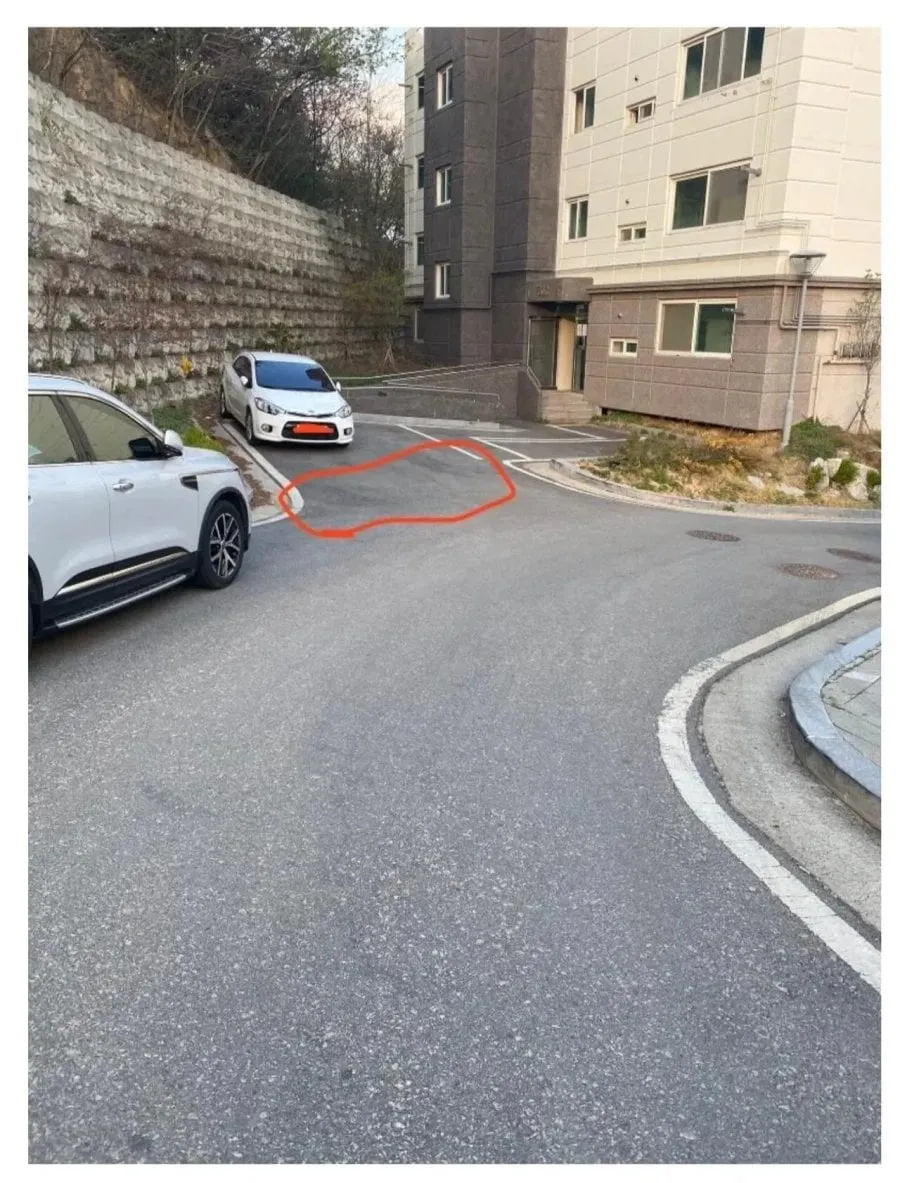  억울해 미치겠다던 어느 차주 ...  . jpg