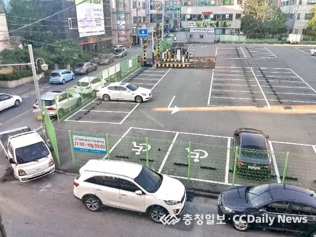  한국의 진짜 이상한 주차문화 .....  . jpg