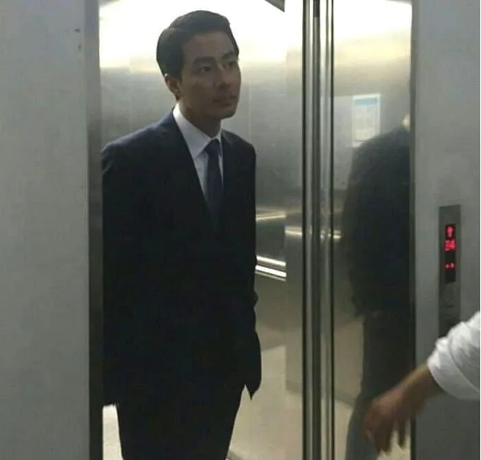 조인성이 너무 무섭다는 엄마.jpg