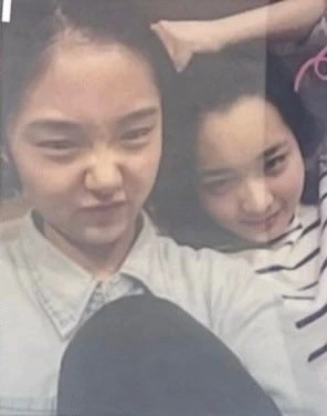같이 학교 다닐 때 교수님들이 헷갈려했다는 두 여배우