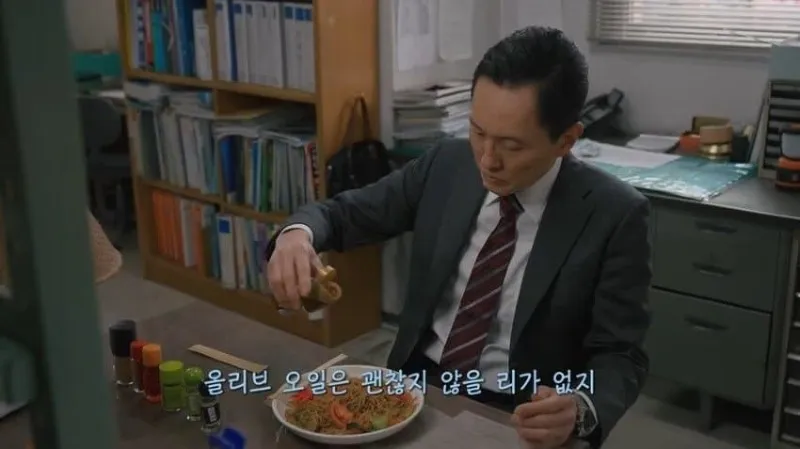 고독한 미식가가 직접 만드는 야키소바