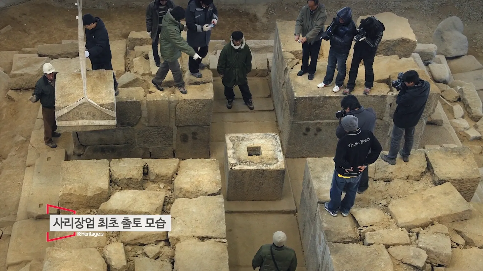 수리하는데 치과 도구까지 동원되었다는 국보