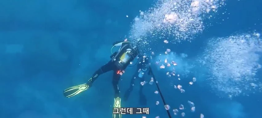 초대형 터빈에 빨려들어간 남자.jpg