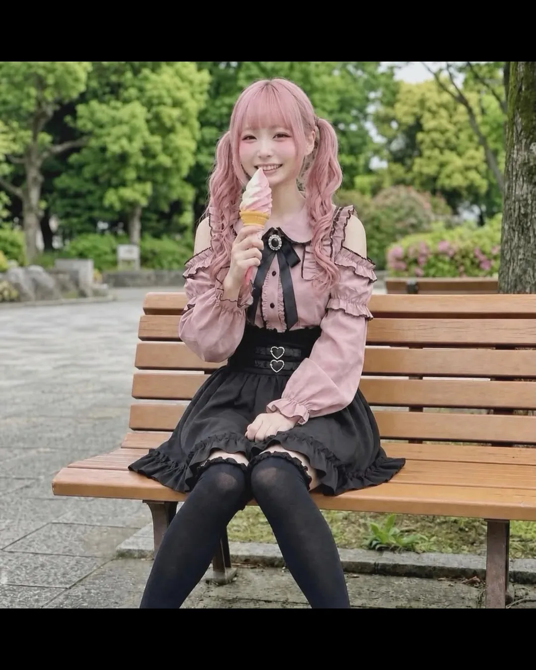 싱글벙글) 여장이 취미인 49세 아빠.jpg