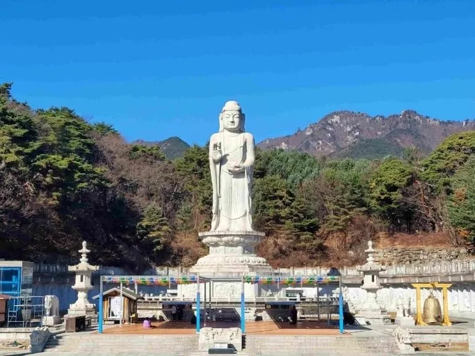 오늘자 사찰 축제 수준 ㄷㄷㄷㄷㄷ