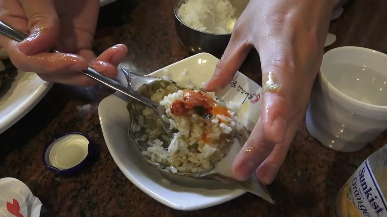 간장게장 먹어보려 한국까지 온 일본 유튜버의 최후